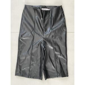 Good American Shorts Bermuda High Waist Rise Faux Leather